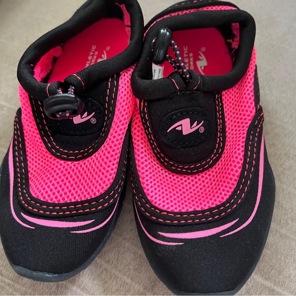 New Kids Water Shoes - Pink and Black